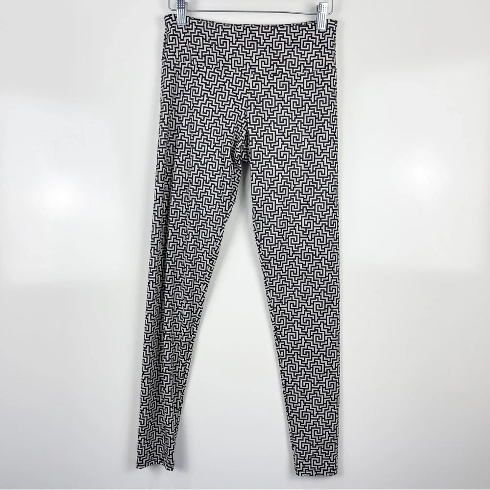 Onzie Cream & Black Geometric Print High Waist Workout Leggings Size M/L